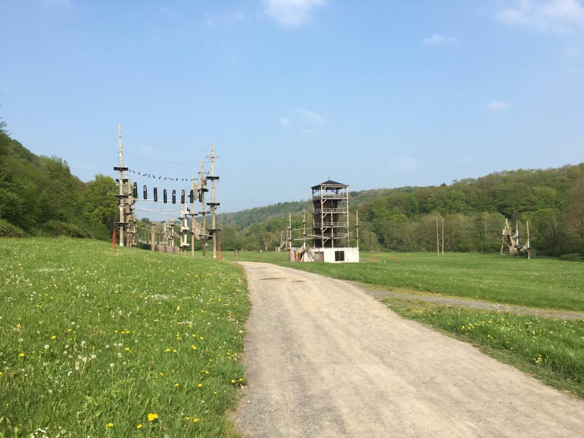 Heerlijk Vakantiehuis In Bos Bij Durbuy Esterno foto